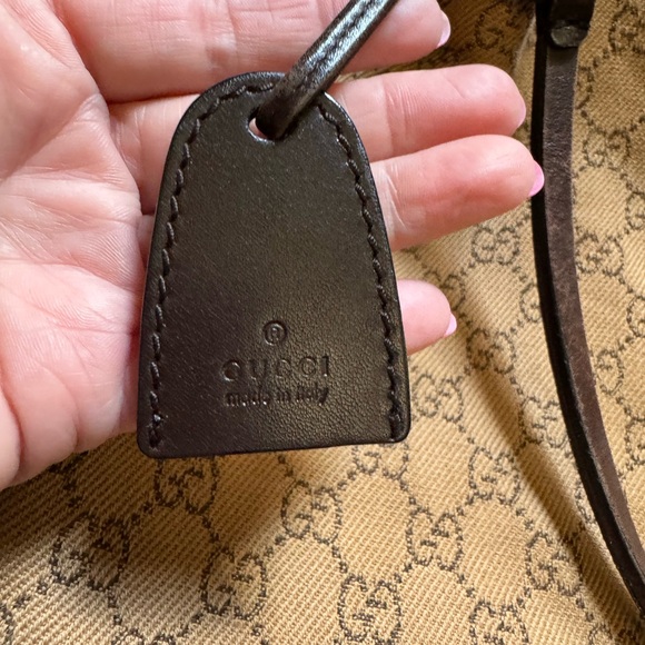 Authentic Gucci purse - Picture 2 of 7